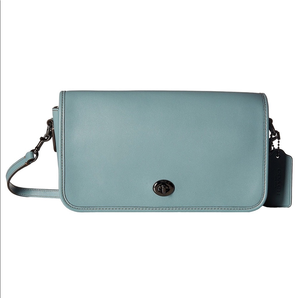 HP🎉✨Authentic Coach Turnlock Crossbody✨ - Picture 2 of 8